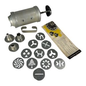 Vintage Mirro Cooky Pastry Cookie Press Cake Pastry Decorator Set 11 Discs 3 Tip